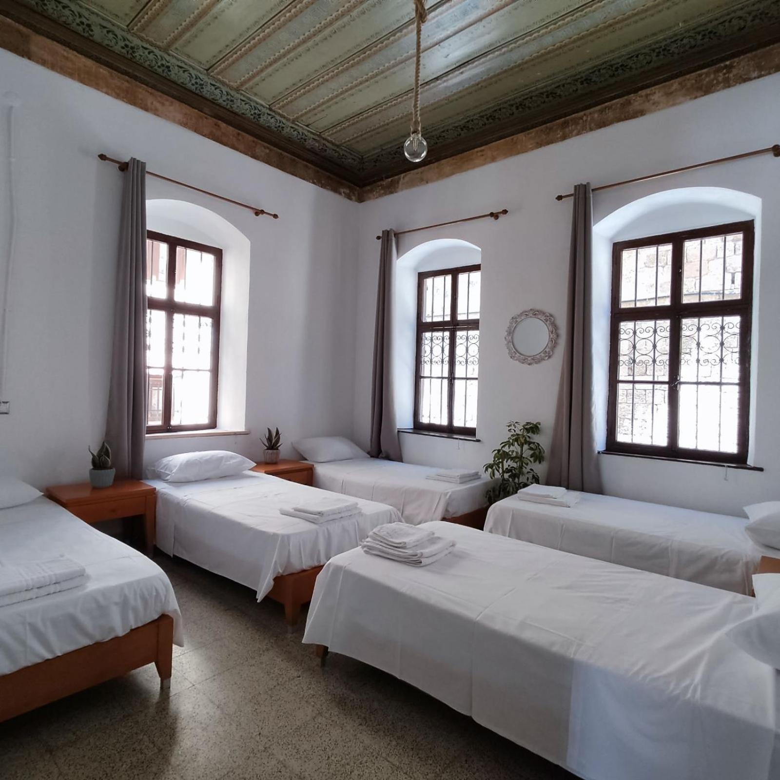 Rhodes Youth Hostel (Adults Only) Rhodes City Room photo